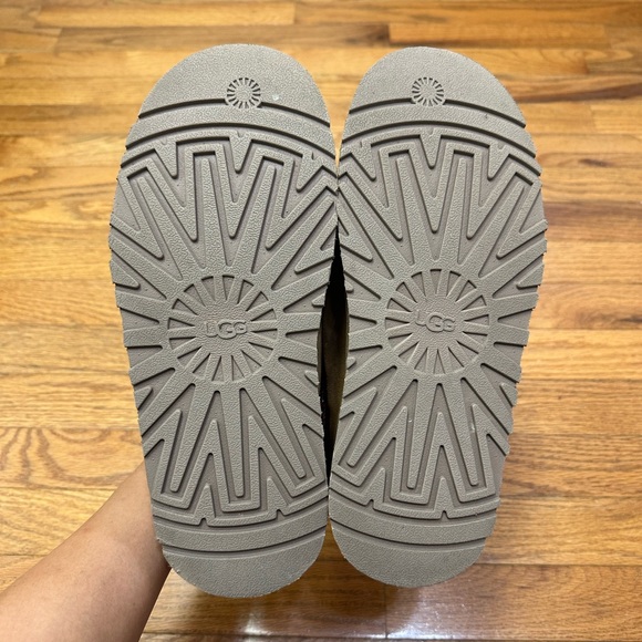 UGG Tazz - Picture 5 of 6